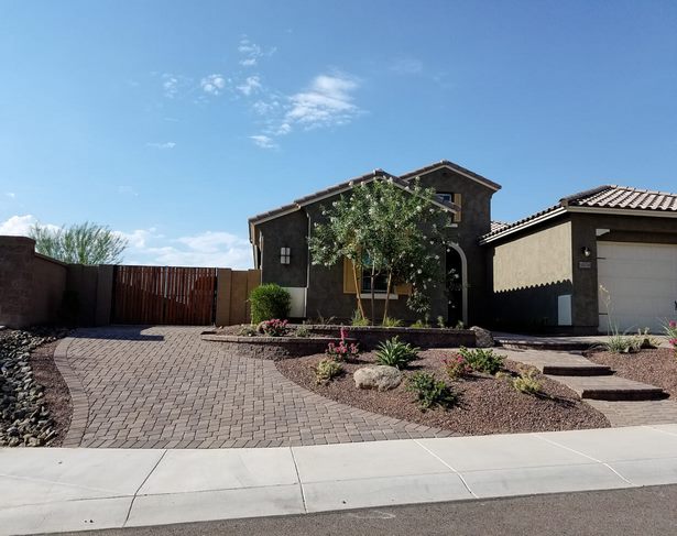 Front yard Landschaftsbau-Ideen in arizona