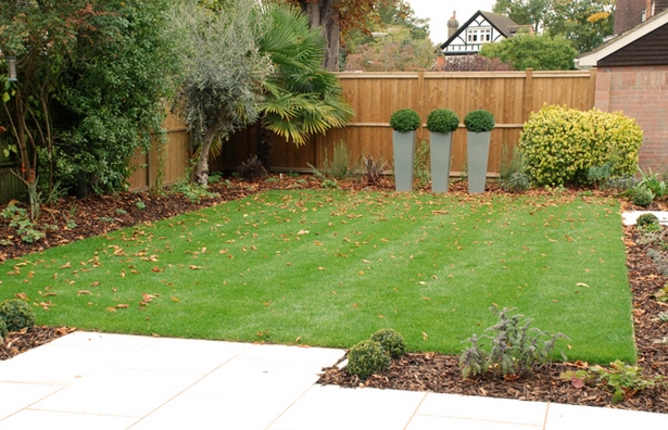 Kurze breite Garten-Design-Ideen