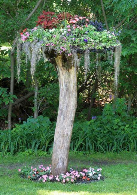 Baumstumpf im garten gestalten