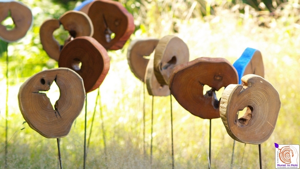 Holzkunst im garten