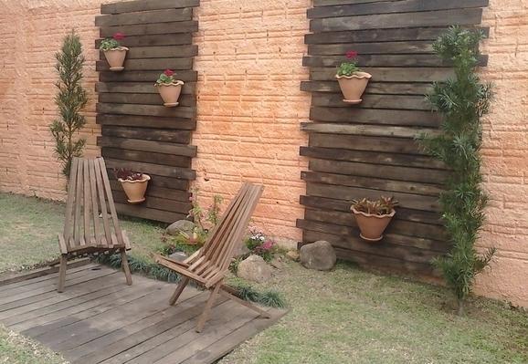 Gartenwände gestalten