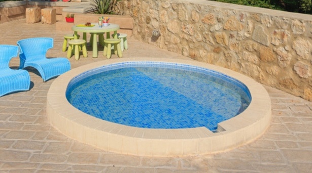 kleine-hinterhof-schwimmbad-ideen-28_10 Small backyard swimming pool ideas