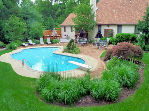 landschaftsbau-rund-um-einen-pool-ideen-59 Landscaping around a pool ideas