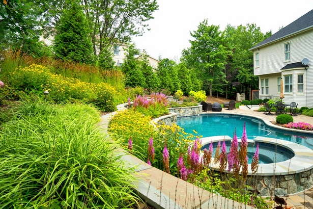 pool-privatsphare-landschaftsbau-ideen-67_7 Pool privacy landscaping ideas