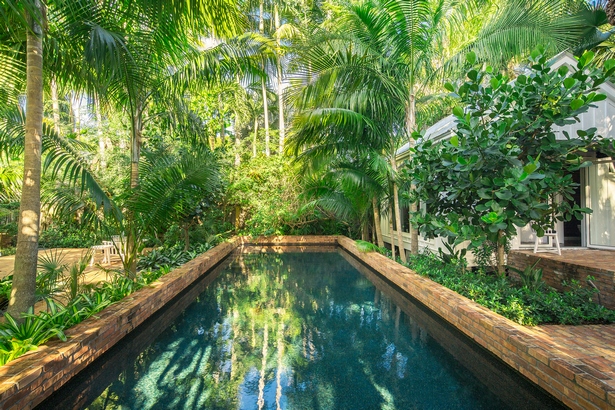 pool-tropische-landschaftsgestaltung-ideen-85_12 Pool tropical landscaping ideas