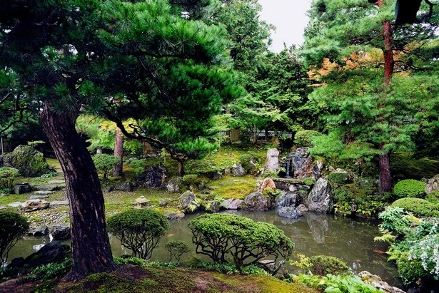 japanischer-traditioneller-garten-15_10-2 Japanischer traditioneller Garten