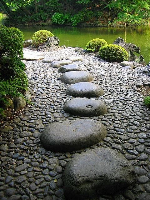 trittsteine-fur-den-japanischen-garten-37_12-5 Trittsteine für den japanischen Garten