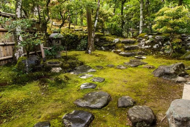trittsteine-fur-den-japanischen-garten-37_2-8 Trittsteine für den japanischen Garten