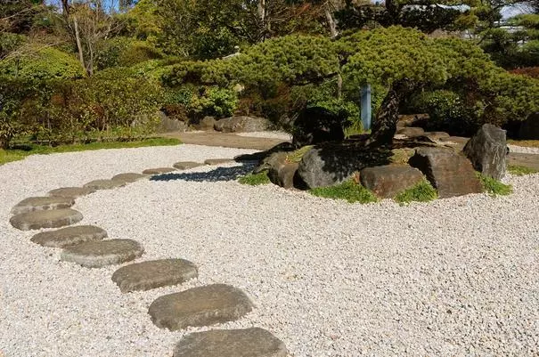 wie-man-einen-japanischen-steingarten-baut-74_11-4 Wie man einen japanischen Steingarten baut